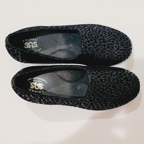 SAS Bliss Womens Black Leopard Shoes Sz 8 WW Comfort Wedge Tripad Clogs Loafers - Picture 10 of 14
